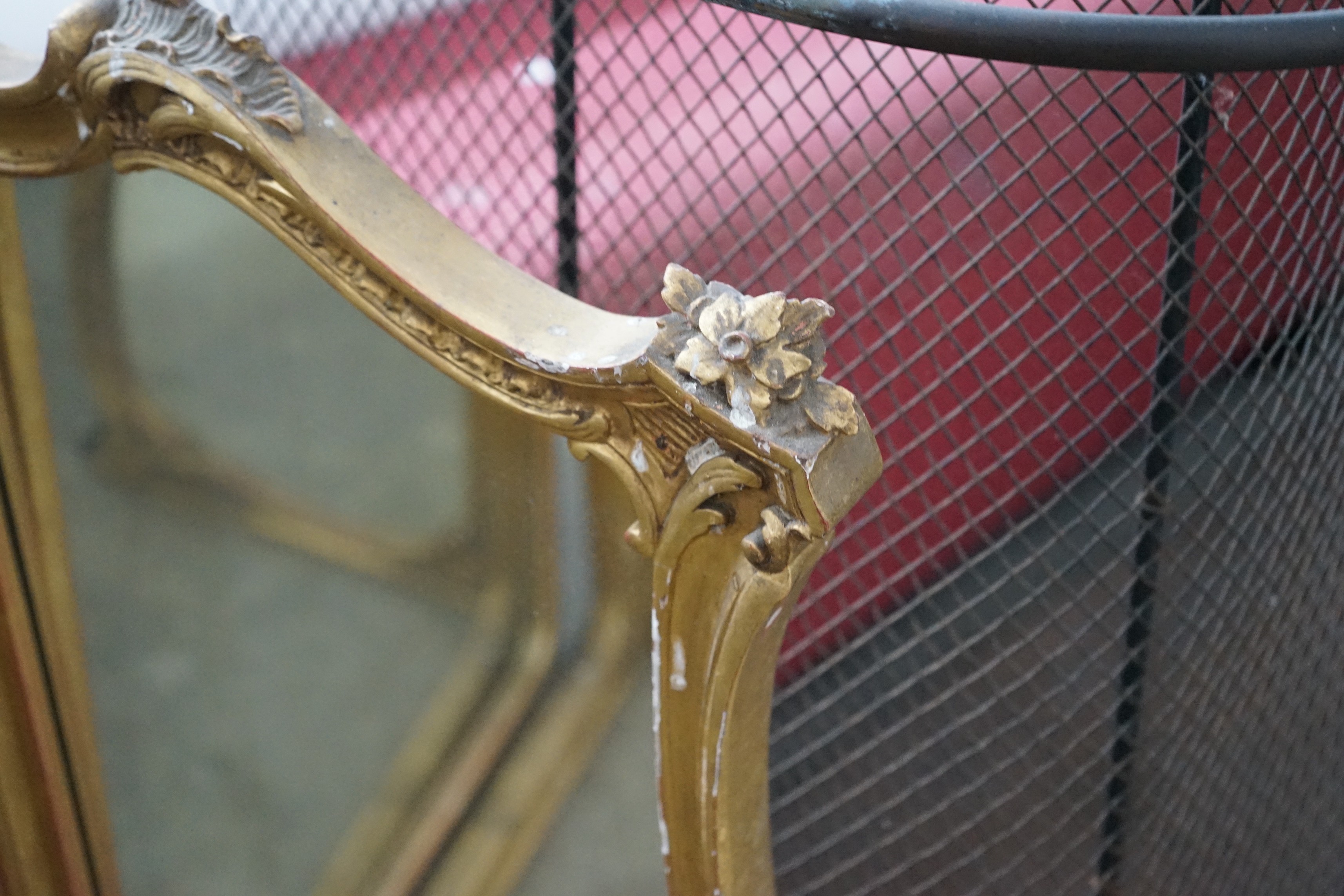 An early 20th century carved giltwood triptych dressing table mirror, width 136cm, height 89cm